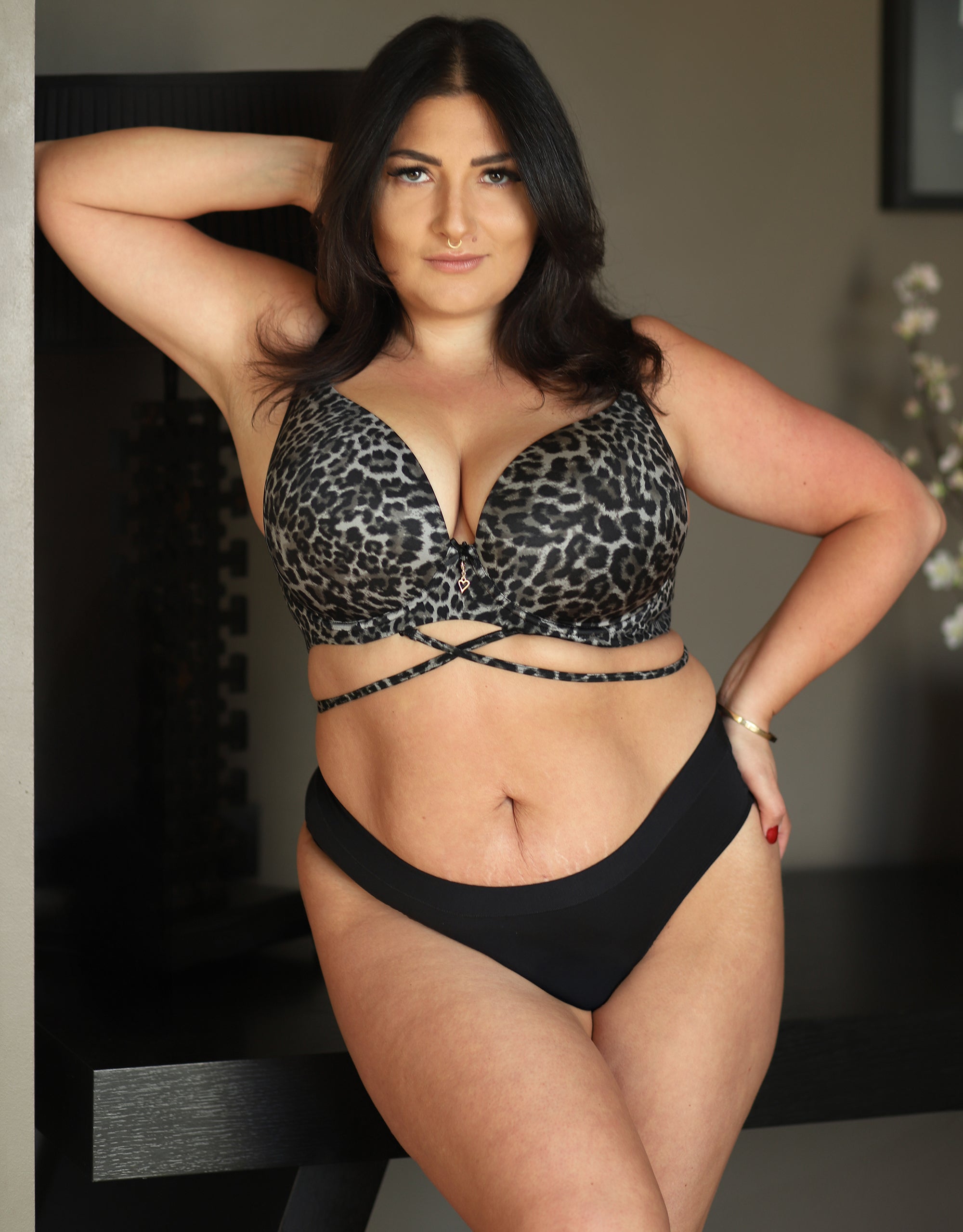 sugarshape-voil-bh-leogrey-leo-satin-cup-h-j image 5