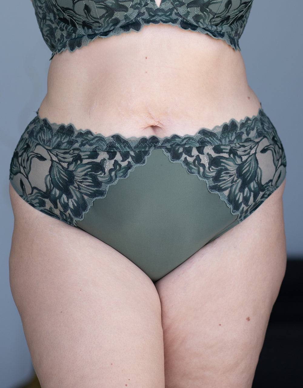 sugarshape-cha-cha-cha-high-panty-olive-spitze-strap image 1