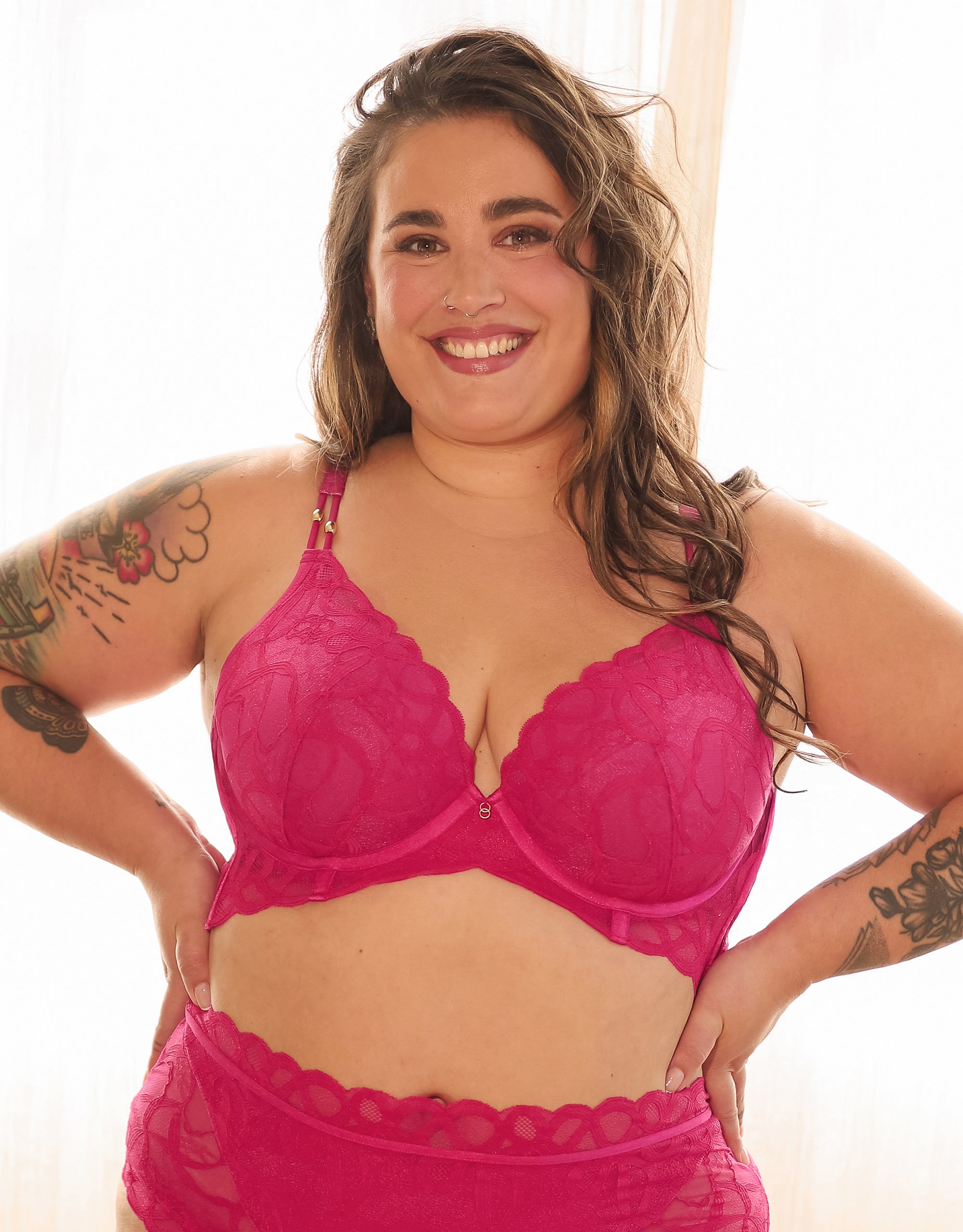 sugarshape-mekika-fuchsia-plunge-bh-pink-spitze-longline image 2