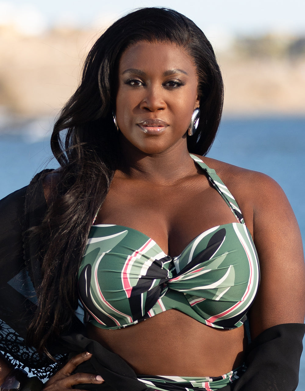 sugarshape-mambo-multiway-bikini-top-zafari-muster image 1