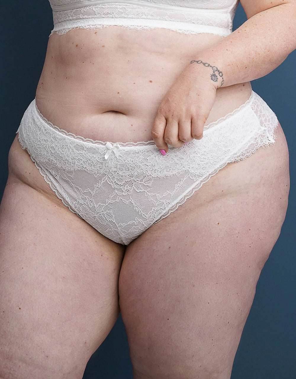 sugarshape-emilia-string-emilia-ivory-spitze-tanga image 5