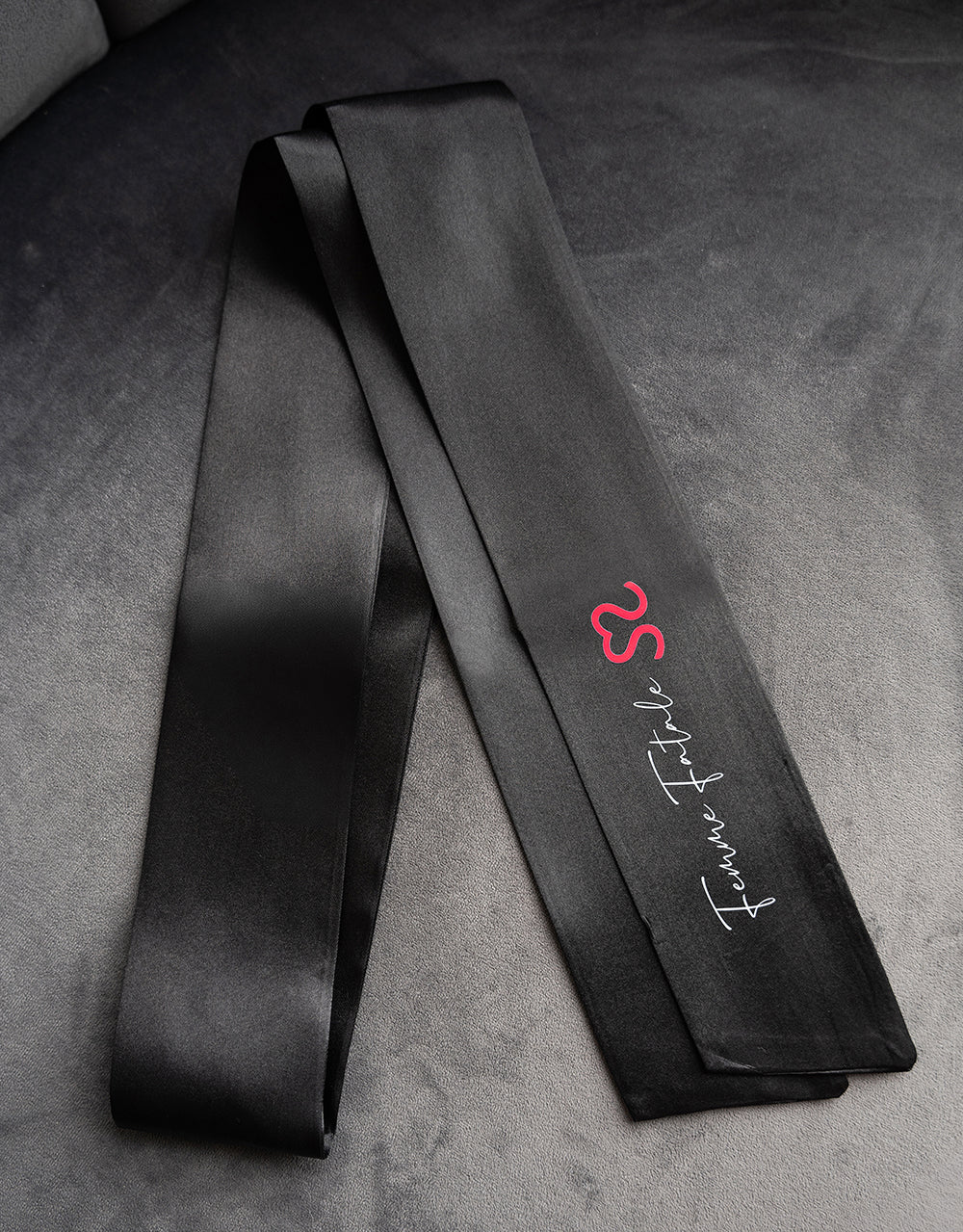 sugarshape-femfatale-augenbinde-satin-schwarz image 4