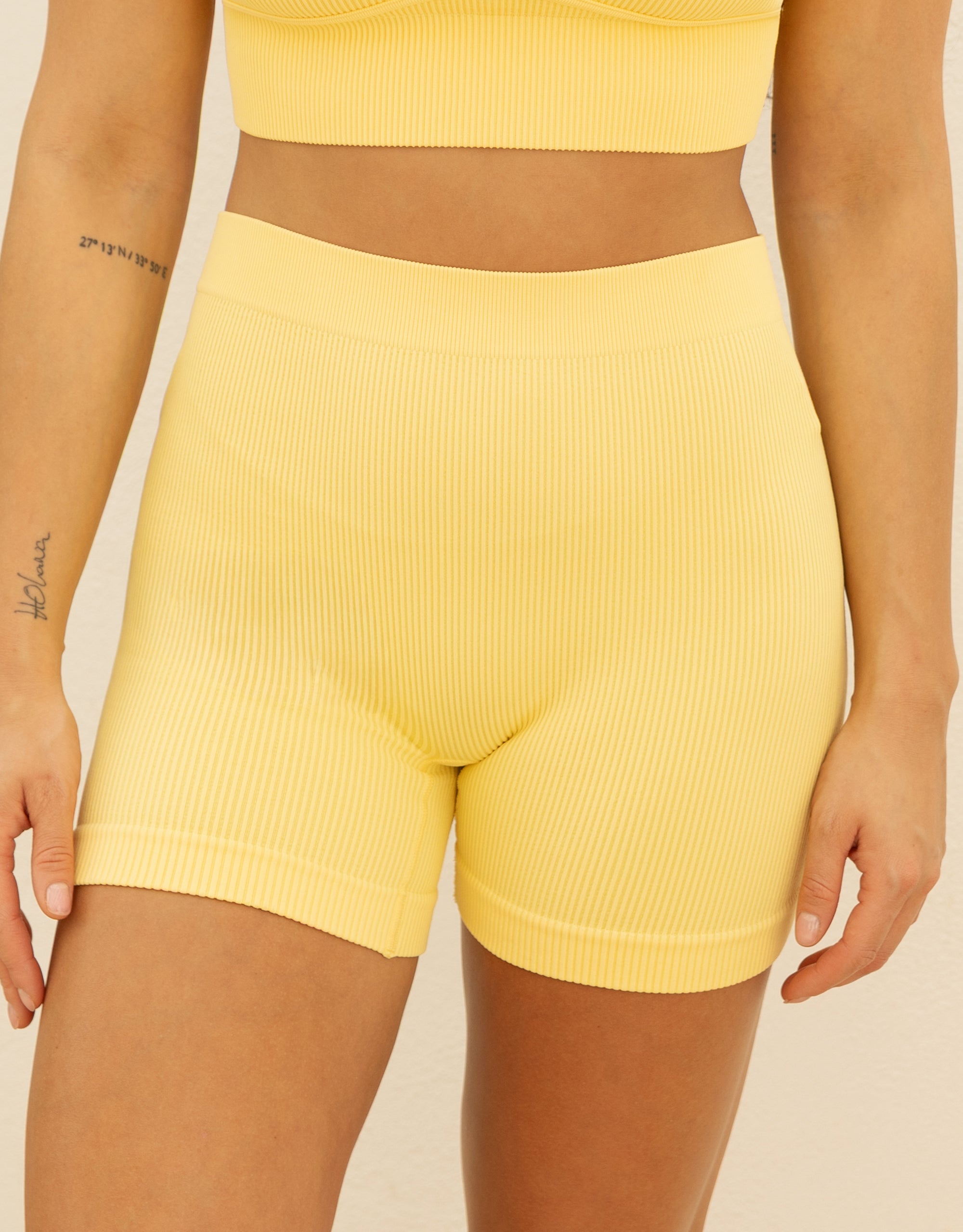 sugarshape-freeda-high-waist-shorts-gelb-butter image 1