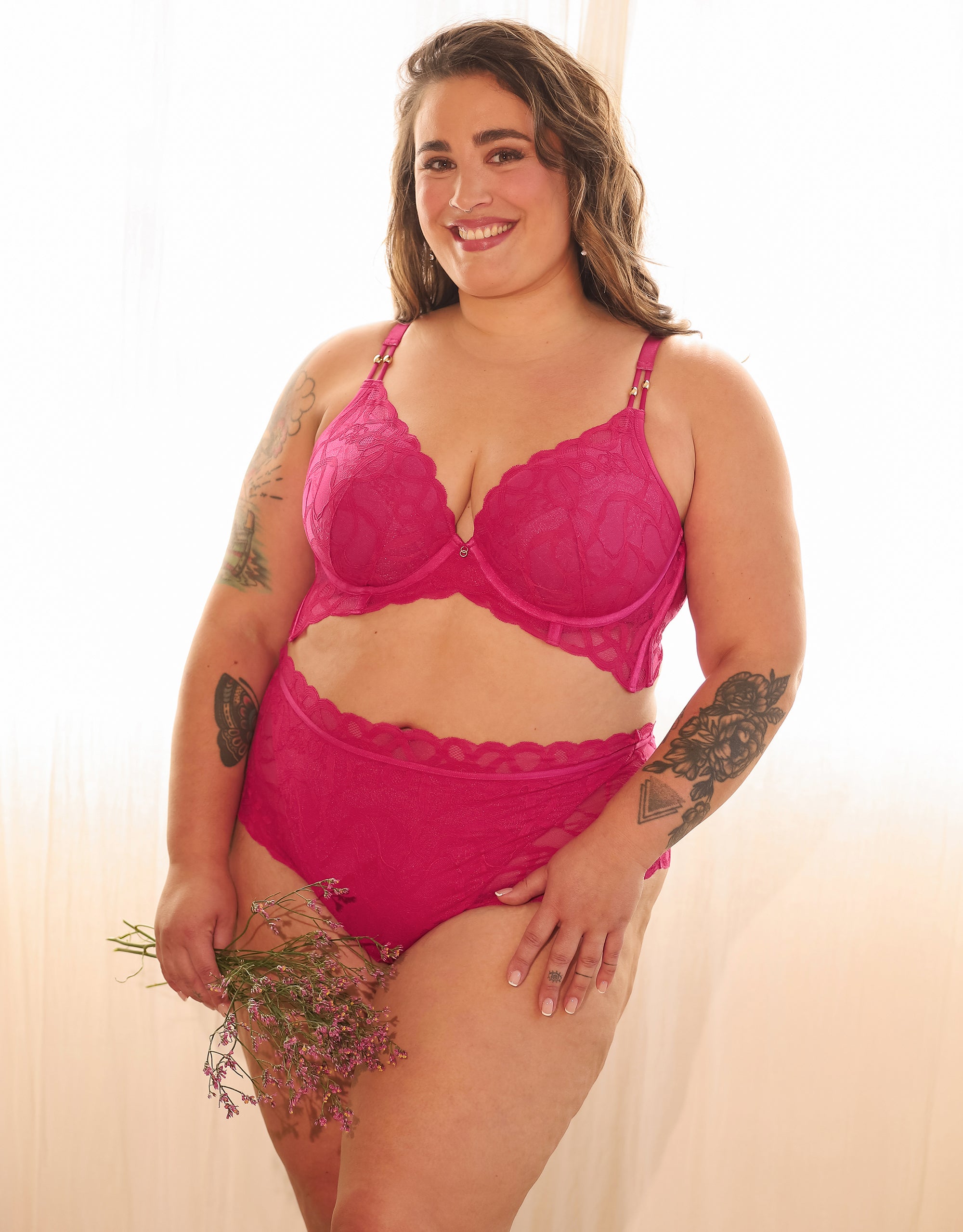 sugarshape-mekika-fuchsia-plunge-bh-pink-spitze-longline image 6