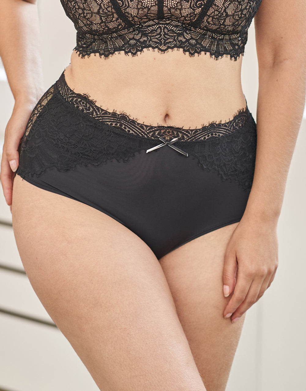 sugarshape-sophia-high-waist-panty-black-beige-spitze image 1