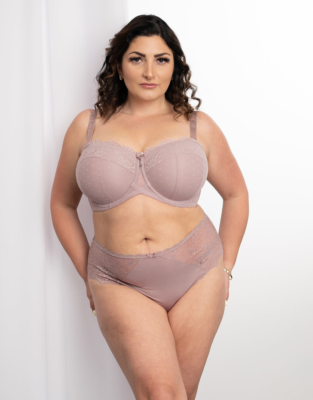 sugarshape-pure-high-panty-luxe-taupe-spitzenslip image 3