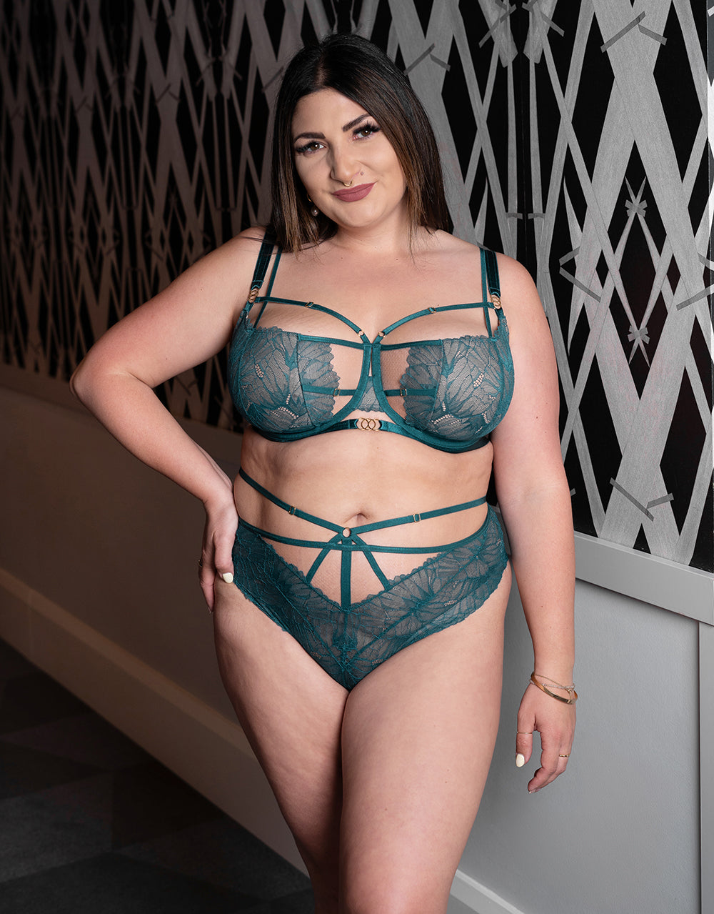 sugarshape-femfatale-high-brazilian-slip-green-mit-straps image 5