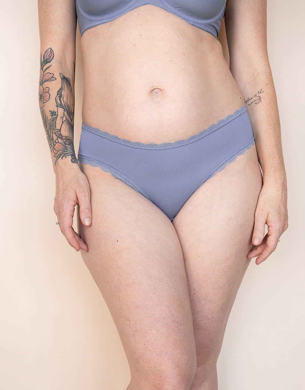 sugarshape-basic-string-bluegrey-bequemer-slip image 1