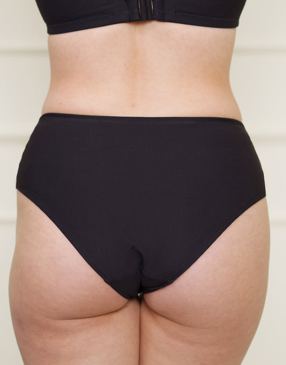 sugarshape-porto-bikini-panty-badehose-black-struktur image 2