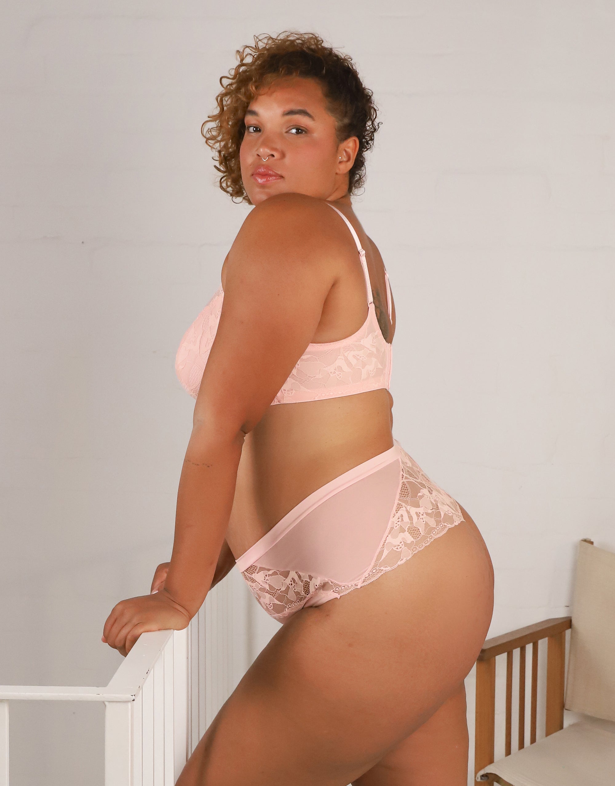 sugarshape-gracy-high-string-tanga-blush-mit-spitze image 5