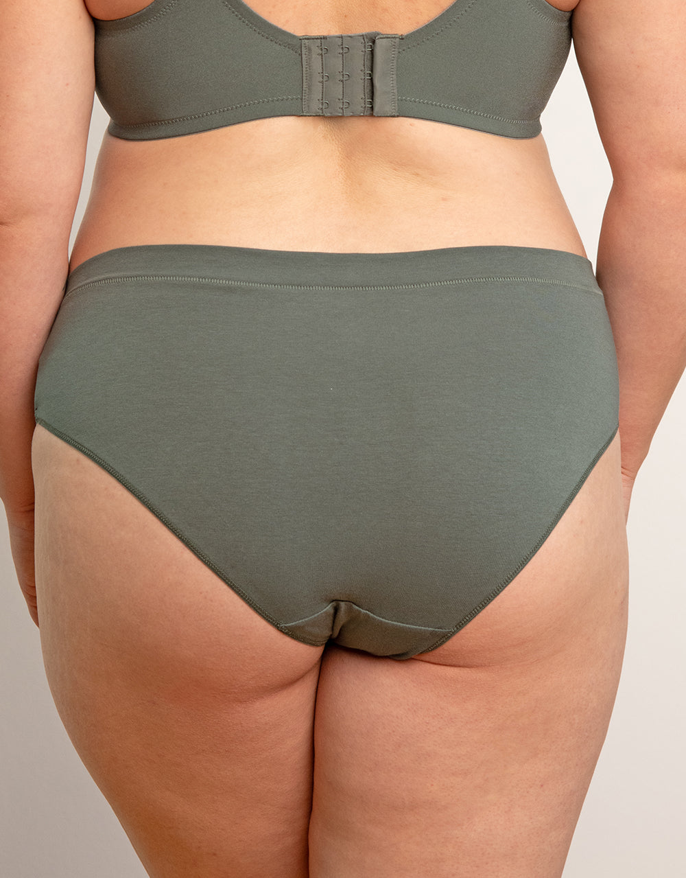 sugarshape-basic-olive-panty-baumwoll-slip-gr-n-bedeckend image 2