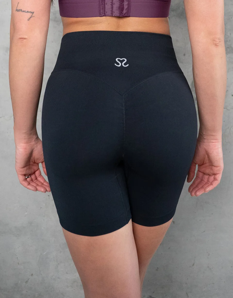 sugarshape-shapey-high-waist-shorts-black-scrunch-nahtlos image 1