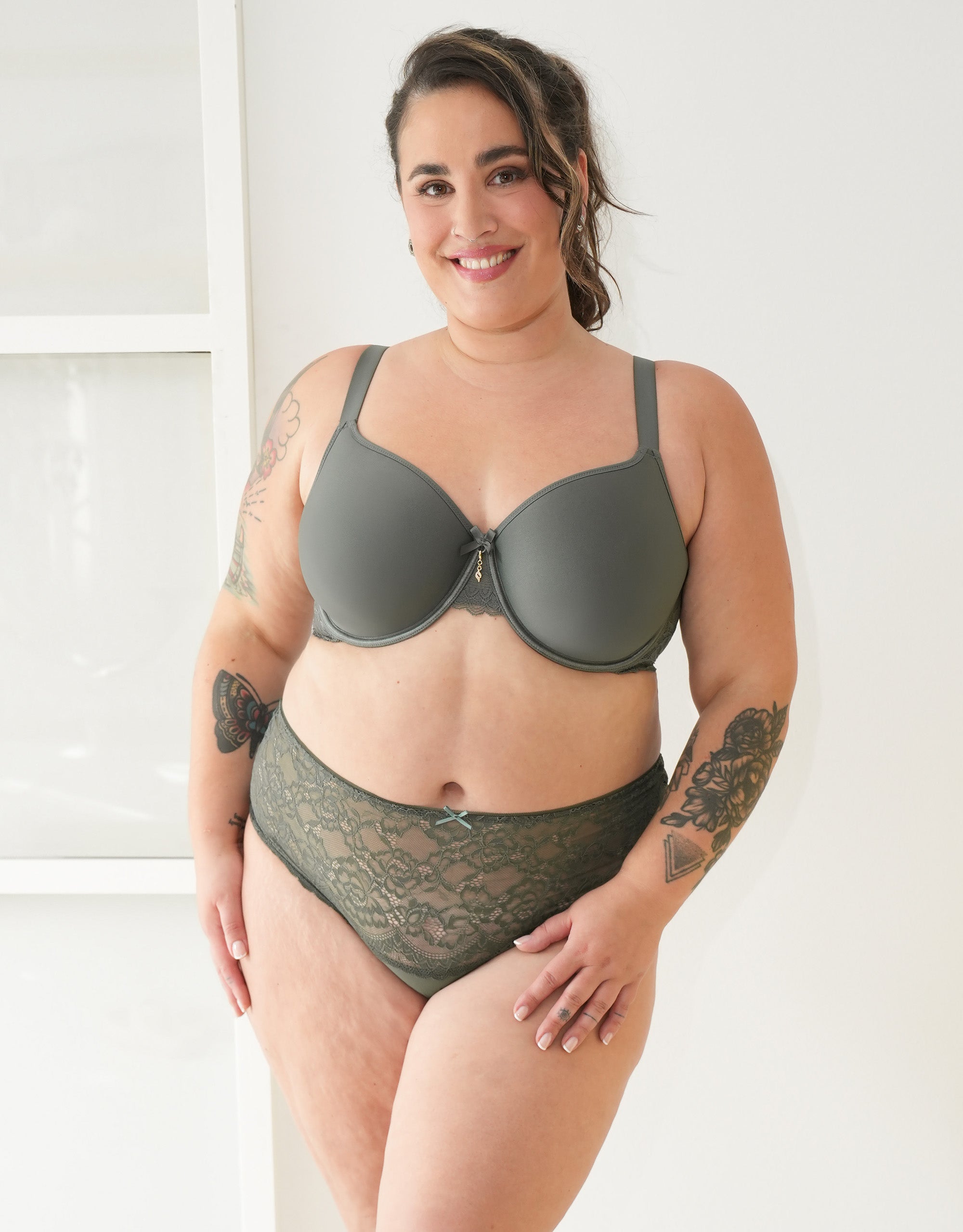 sugarshape-lace-basic-high-string-olive-spitzenslip image 3