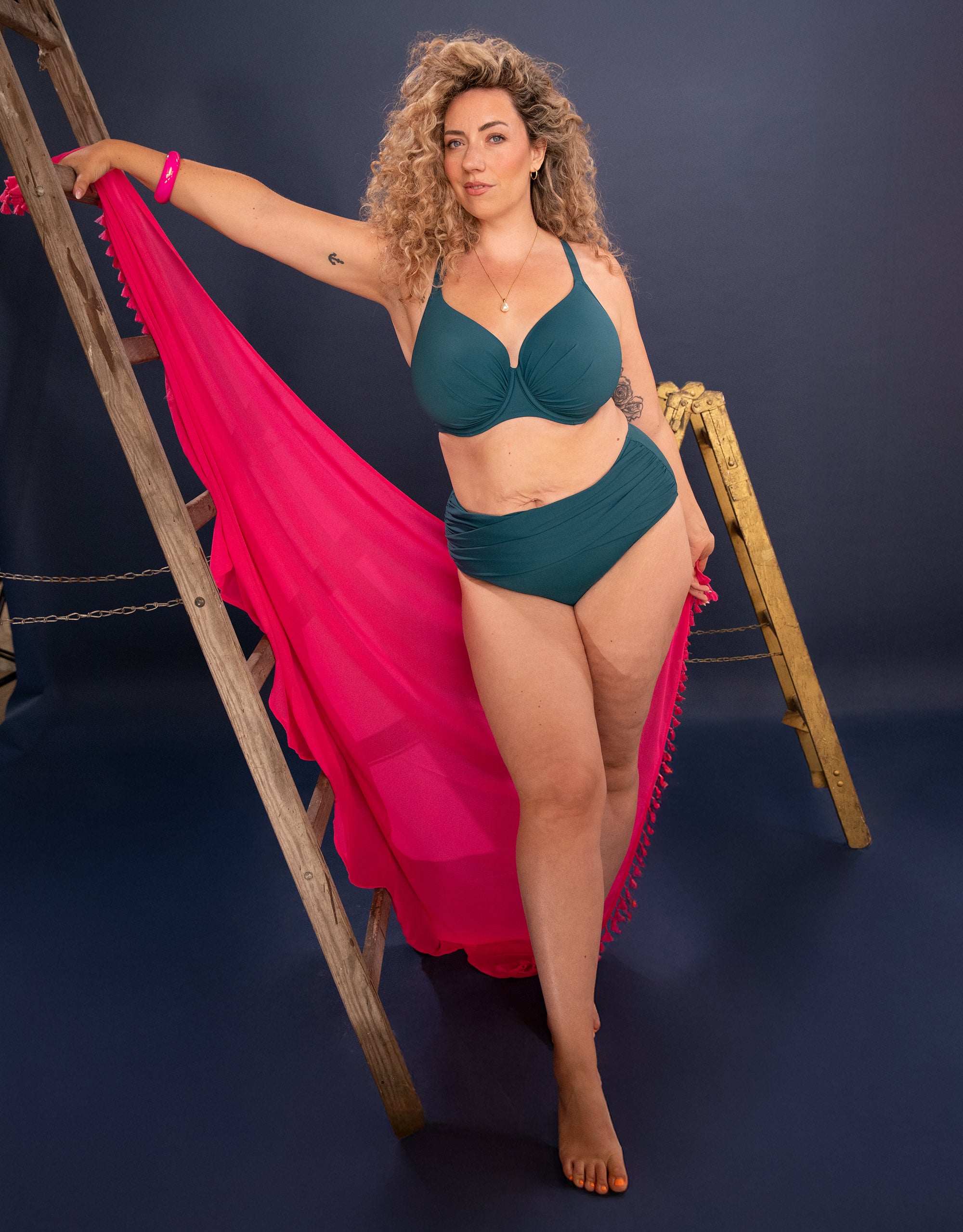 sugarshape-mambo-pareo-magenta-strandtuch-109x174-cm image 6