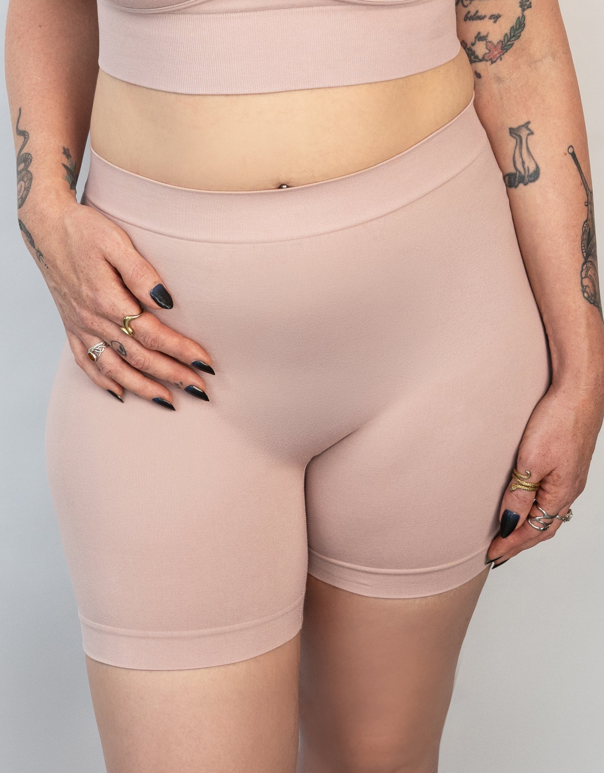 sugarshape-freeda-high-waist-shorts-taupe-bambus-4-gr-en image 4