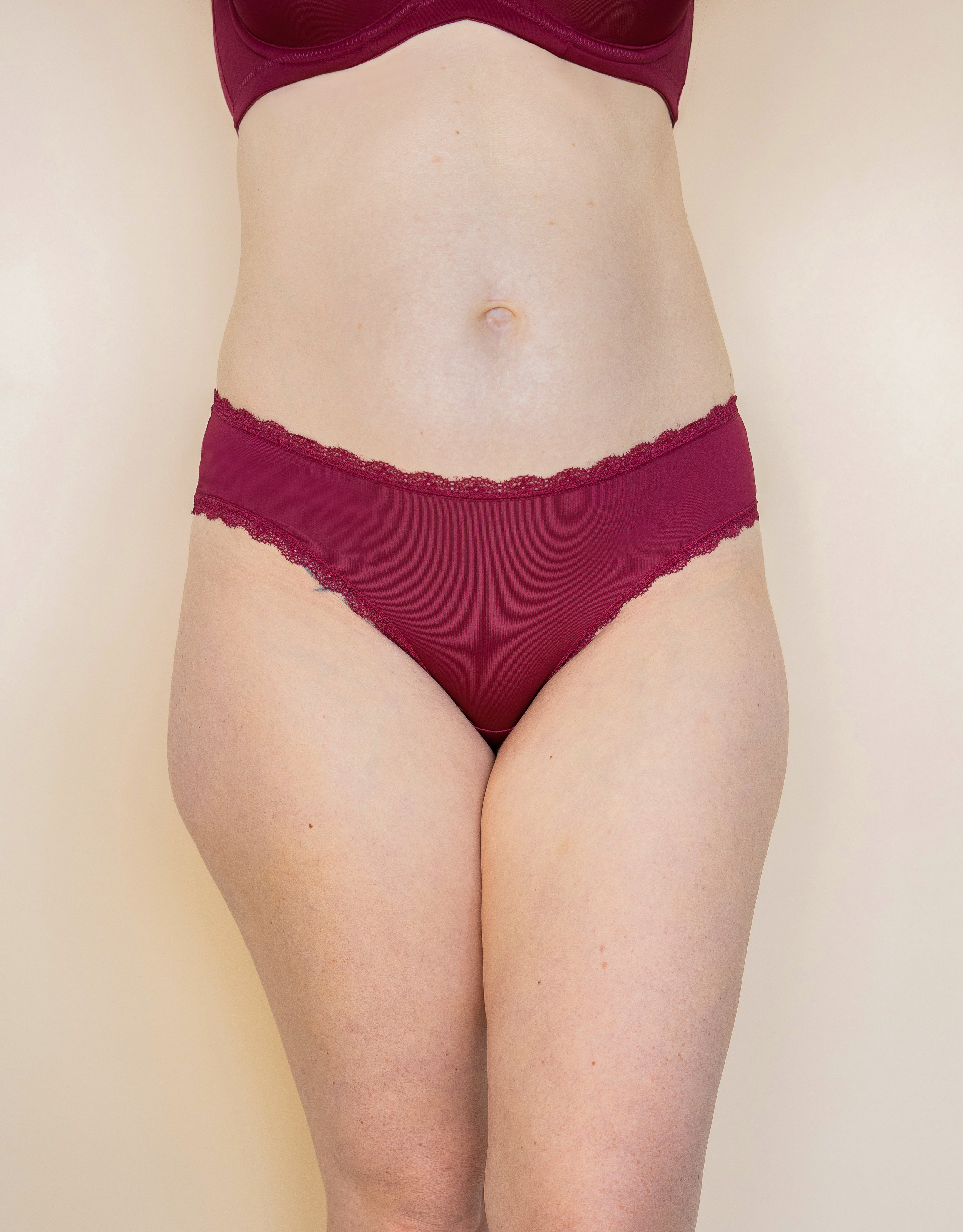 sugarshape-basic-string-bordeaux-bequem image 1