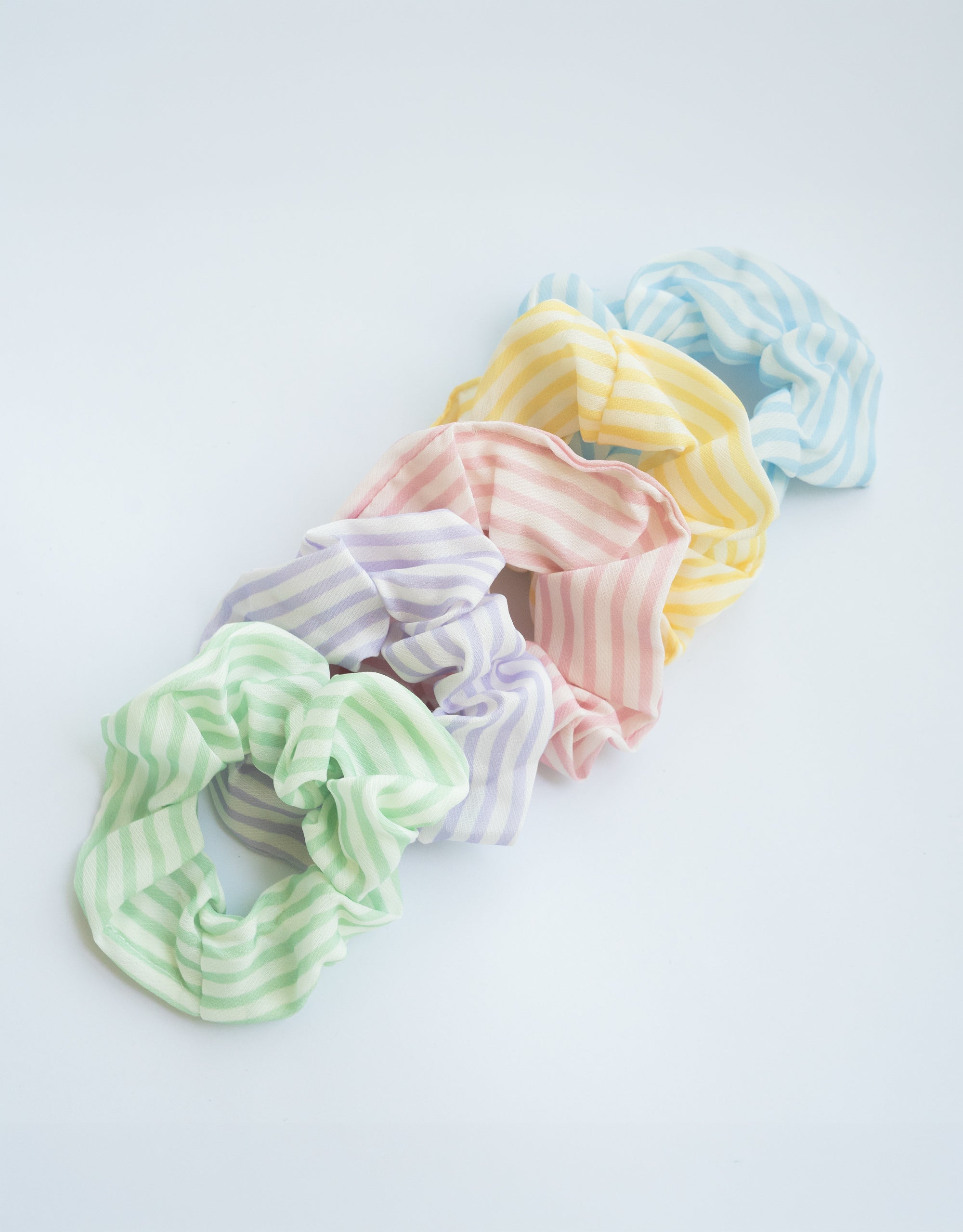 sugarshape-scrunchie-haargummi-stoff-sommer-zufallsfarbe image 2