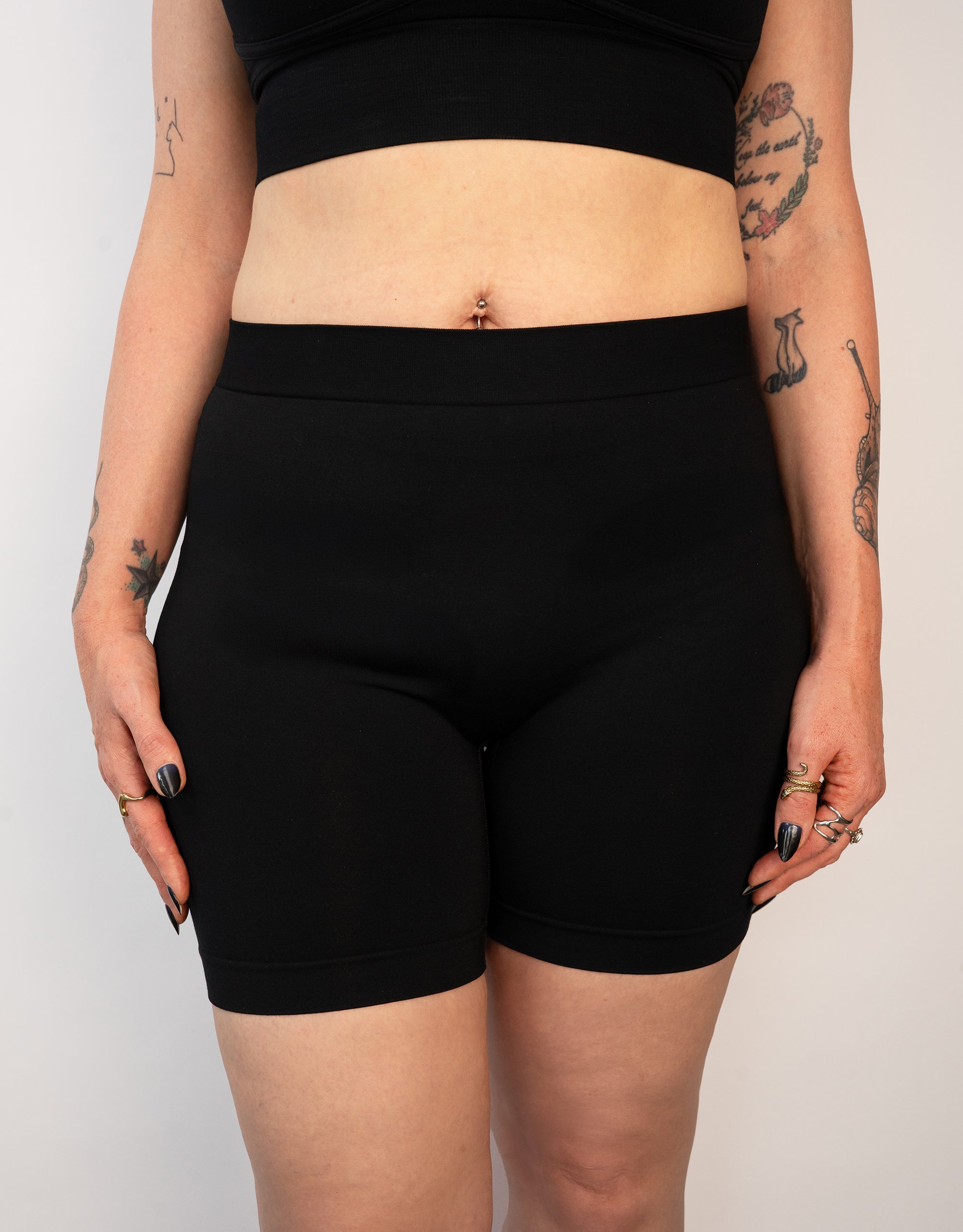 sugarshape-freeda-bamboo-high-waist-shorts-black-bambus image 4