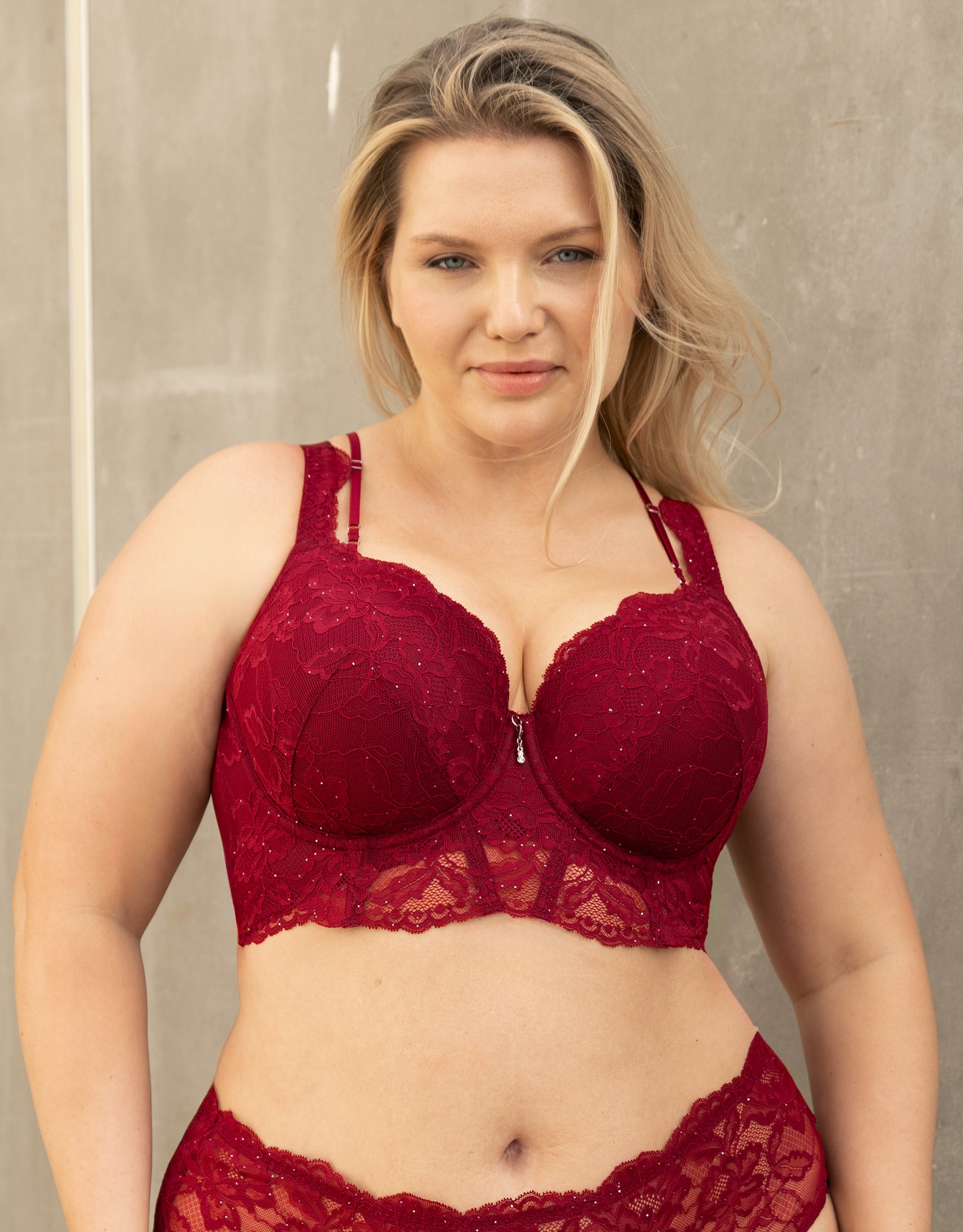 sugarshape-true-glam-bh-bordeaux-demi-cup-spitze image 1