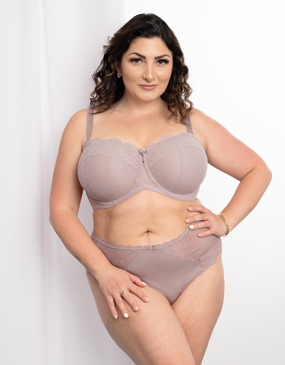 sugarshape-pure-high-panty-luxe-taupe-spitzenslip image 5